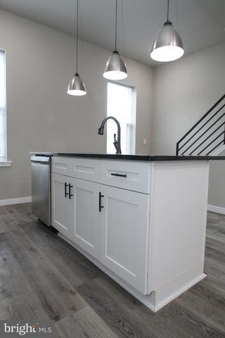 2002 CECIL B MOORE AVE, Philadelphia, PA 19121