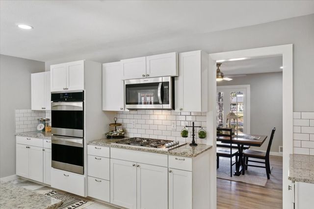 1425 Columbia Avenue, Corsicana, TX 75110