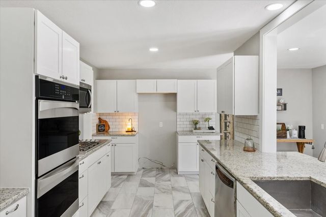 1425 Columbia Avenue, Corsicana, TX 75110