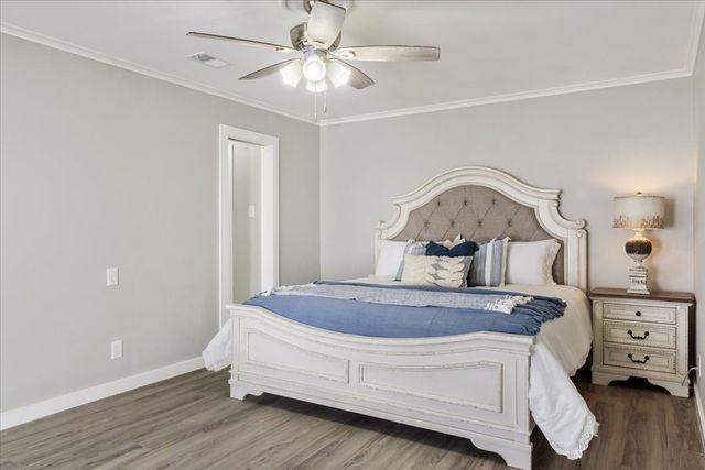 1425 Columbia Avenue, Corsicana, TX 75110