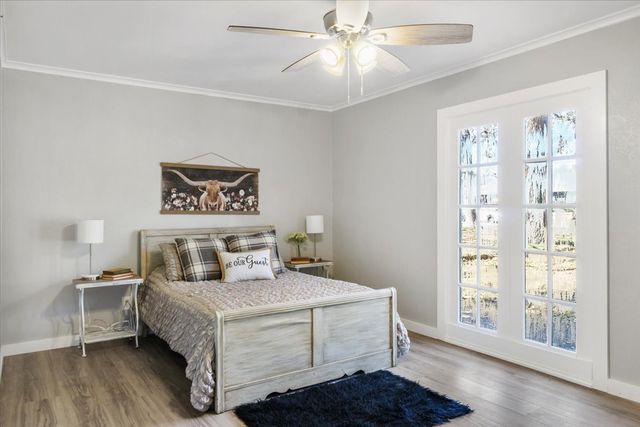 1425 Columbia Avenue, Corsicana, TX 75110