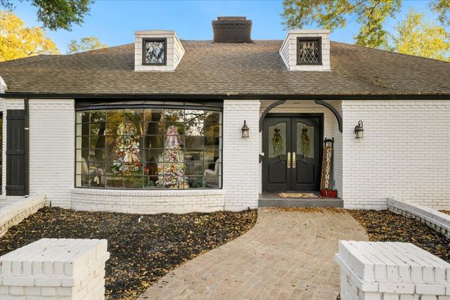 1425 Columbia Avenue, Corsicana, TX 75110