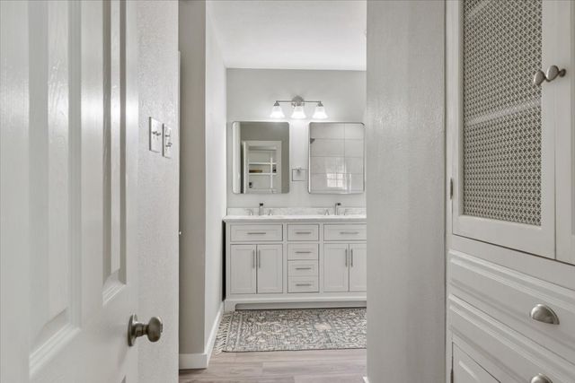 1425 Columbia Avenue, Corsicana, TX 75110