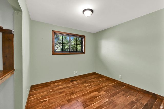 2532 E CLIFF SWALLOW DR, Sandy, UT 84093