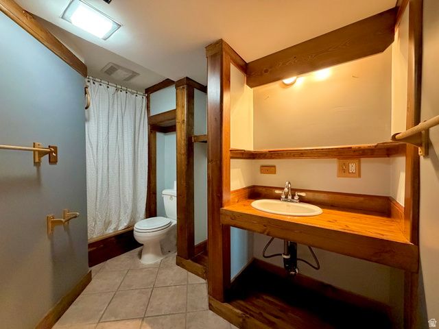 2532 E CLIFF SWALLOW DR, Sandy, UT 84093