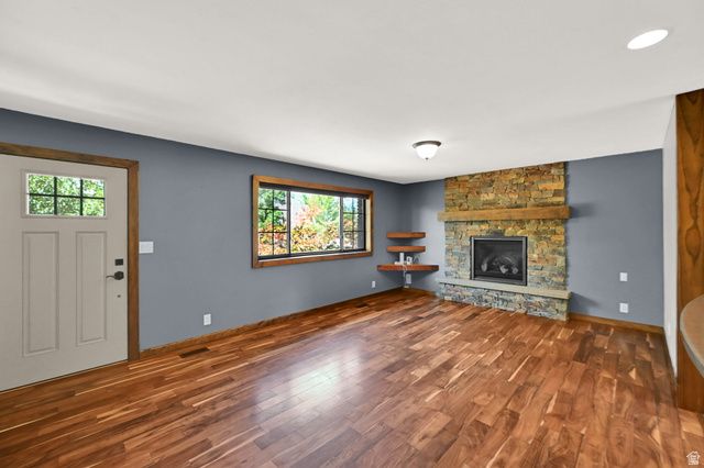 2532 E CLIFF SWALLOW DR, Sandy, UT 84093