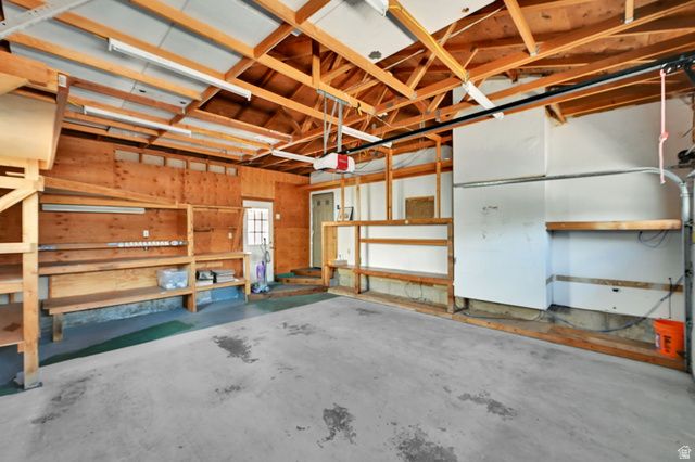 2532 E CLIFF SWALLOW DR, Sandy, UT 84093