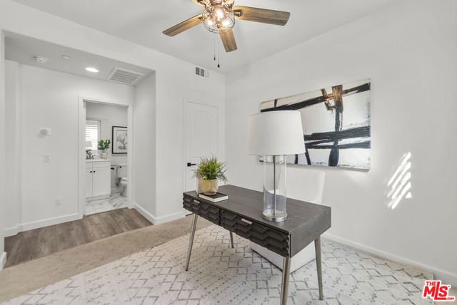22157 Barrington Way, Saugus, CA 91350