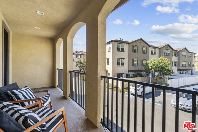 22157 Barrington Way, Saugus, CA 91350