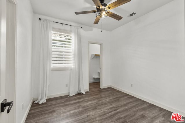 22157 Barrington Way, Saugus, CA 91350