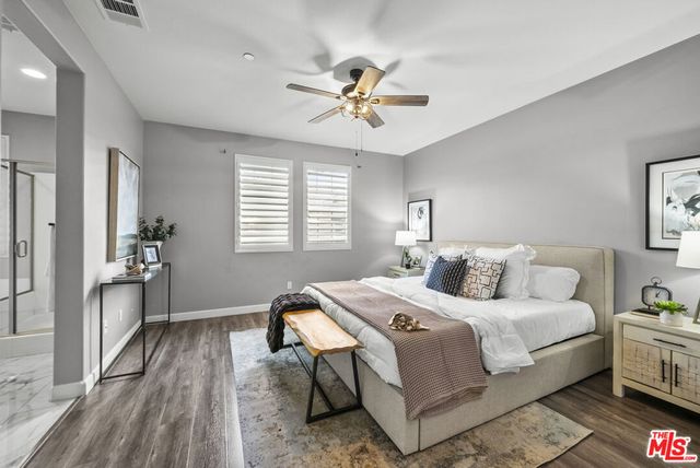 22157 Barrington Way, Saugus, CA 91350