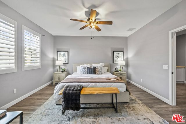22157 Barrington Way, Saugus, CA 91350