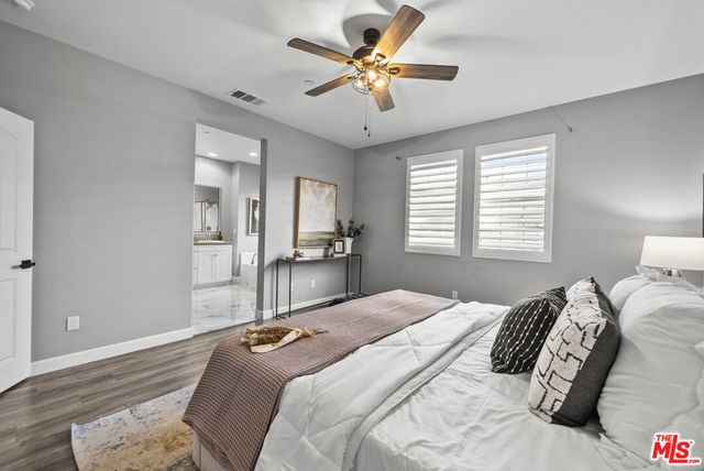 22157 Barrington Way, Saugus, CA 91350