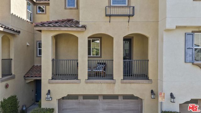 22157 Barrington Way, Saugus, CA 91350
