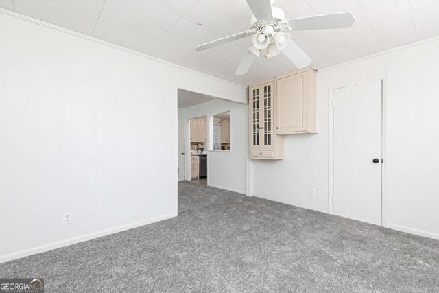 8203 Blacks Bluff Road SW, Cave Spring, GA 30124