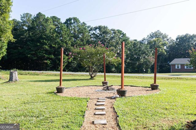 8203 Blacks Bluff Road SW, Cave Spring, GA 30124