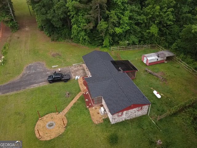 8203 Blacks Bluff Road SW, Cave Spring, GA 30124