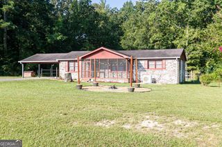 8203 Blacks Bluff Road SW, Cave Spring, GA 30124