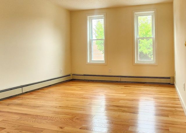 637 Riverside Ave 15, Haverhill, MA 01830
