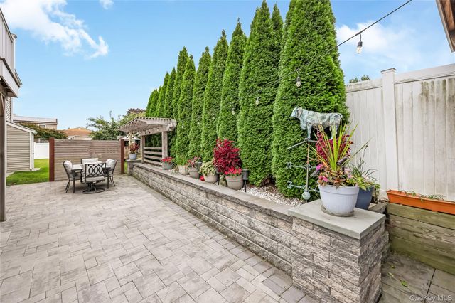 348 Southaven Avenue, Medford, NY 11763