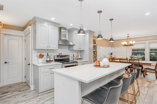 348 Southaven Avenue, Medford, NY 11763