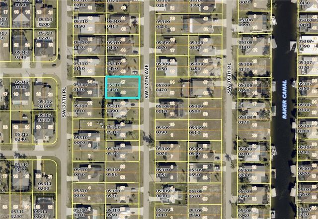 118 SW 37th AVE, Cape Coral, FL 33991