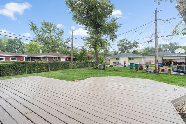 388 NANCY Lane, Wheeling, IL 60090