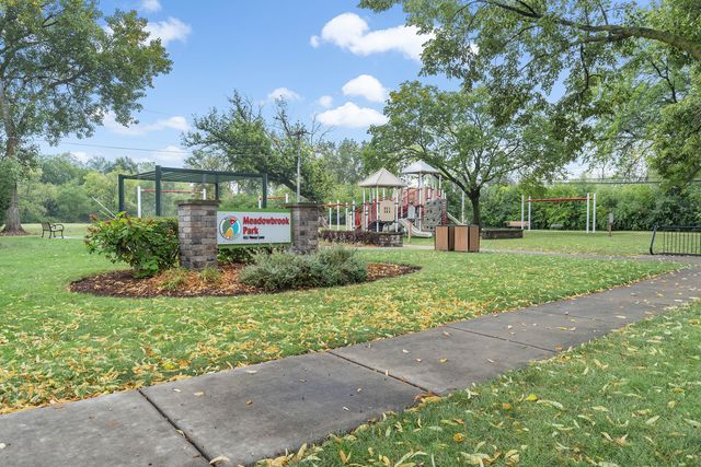 388 NANCY Lane, Wheeling, IL 60090