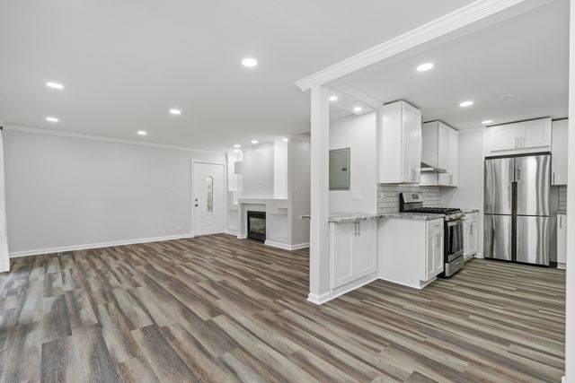 388 NANCY Lane, Wheeling, IL 60090