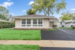 388 NANCY Lane, Wheeling, IL 60090