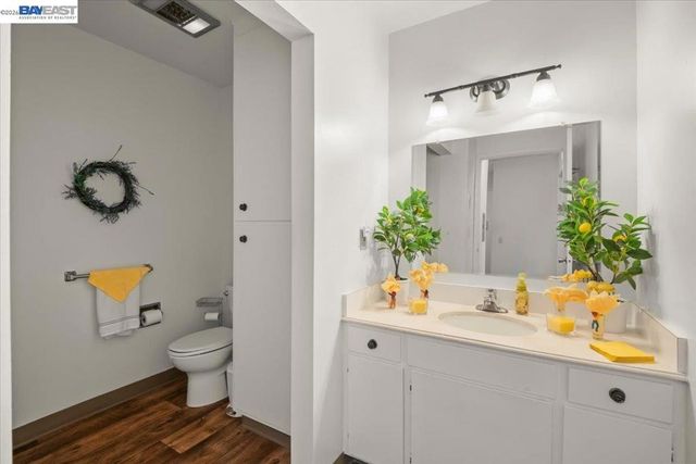 3441 Tice Creek Dr. 4, Walnut Creek, CA 94595