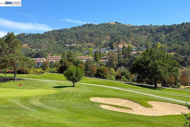 3441 Tice Creek Dr. 4, Walnut Creek, CA 94595
