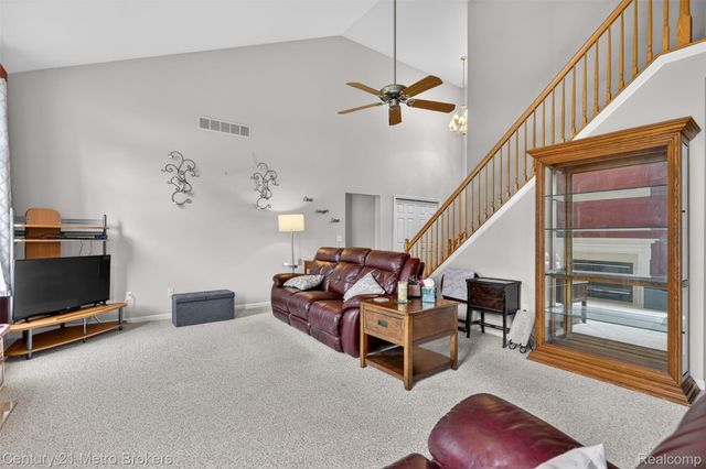 5265 Genesee Oaks Court, Grand Blanc, MI 48439