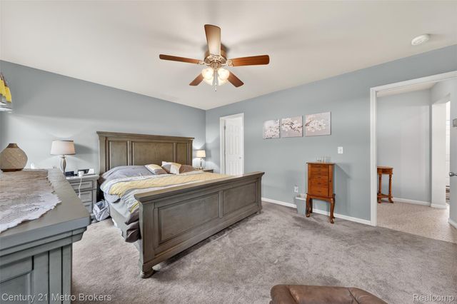 5265 Genesee Oaks Court, Grand Blanc, MI 48439