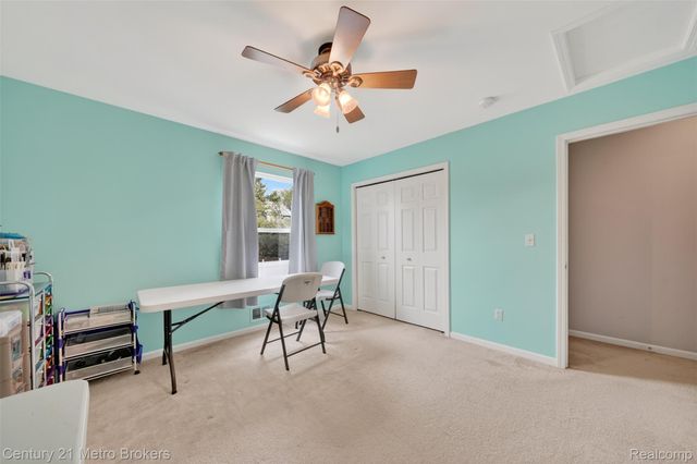5265 Genesee Oaks Court, Grand Blanc, MI 48439