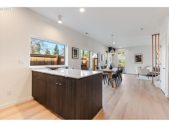 5494 Se Boise St, Portland, OR 97206