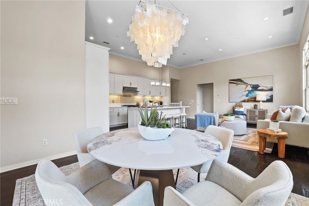 Image 16 of property listing at 47 Mayfair, Irvine, CA 92620