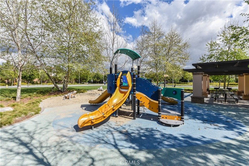 Image 31 of property listing at 47 Mayfair, Irvine, CA 92620