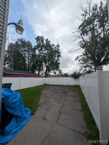 111 Roosevelt Avenue, Buffalo, NY 14215
