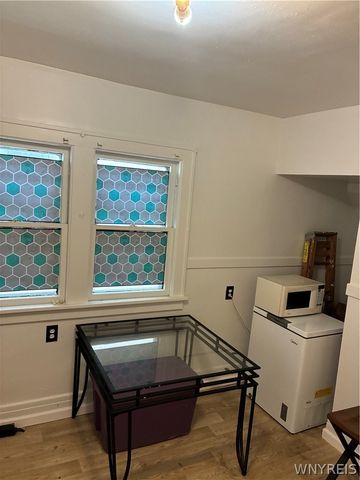 111 Roosevelt Avenue, Buffalo, NY 14215
