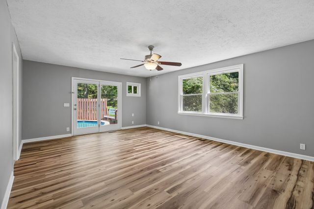 4049 Grays Point Rd, Joelton, TN 37080