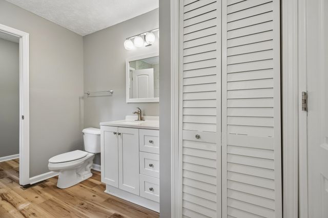 4049 Grays Point Rd, Joelton, TN 37080