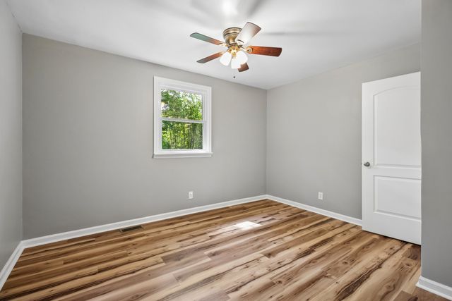 4049 Grays Point Rd, Joelton, TN 37080
