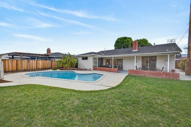 1377 Dentwood Drive, San Jose, CA 95118