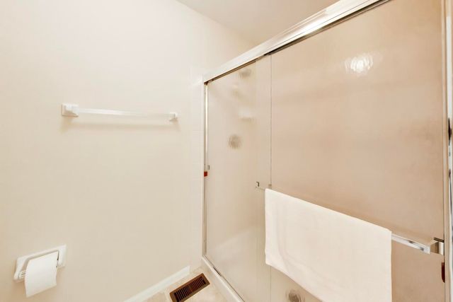340 S Jewel Court, Palatine, IL 60074
