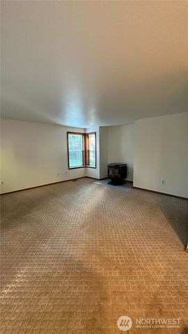 8036 Supreme Court SW, Olympia, WA 98512