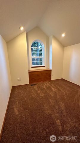 8036 Supreme Court SW, Olympia, WA 98512