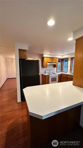 8036 Supreme Court SW, Olympia, WA 98512