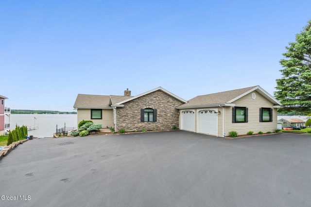 539 Route 9P, Stillwater, NY 12866