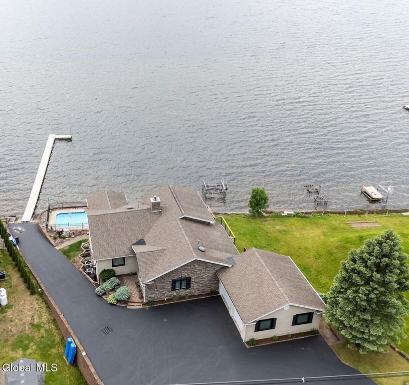 539 Route 9P, Stillwater, NY 12866